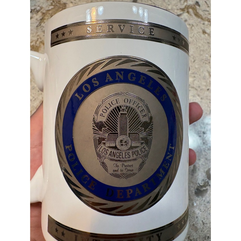 LAPD Retired Police Officer Mug w/ City Seal - Picture 5 of 8